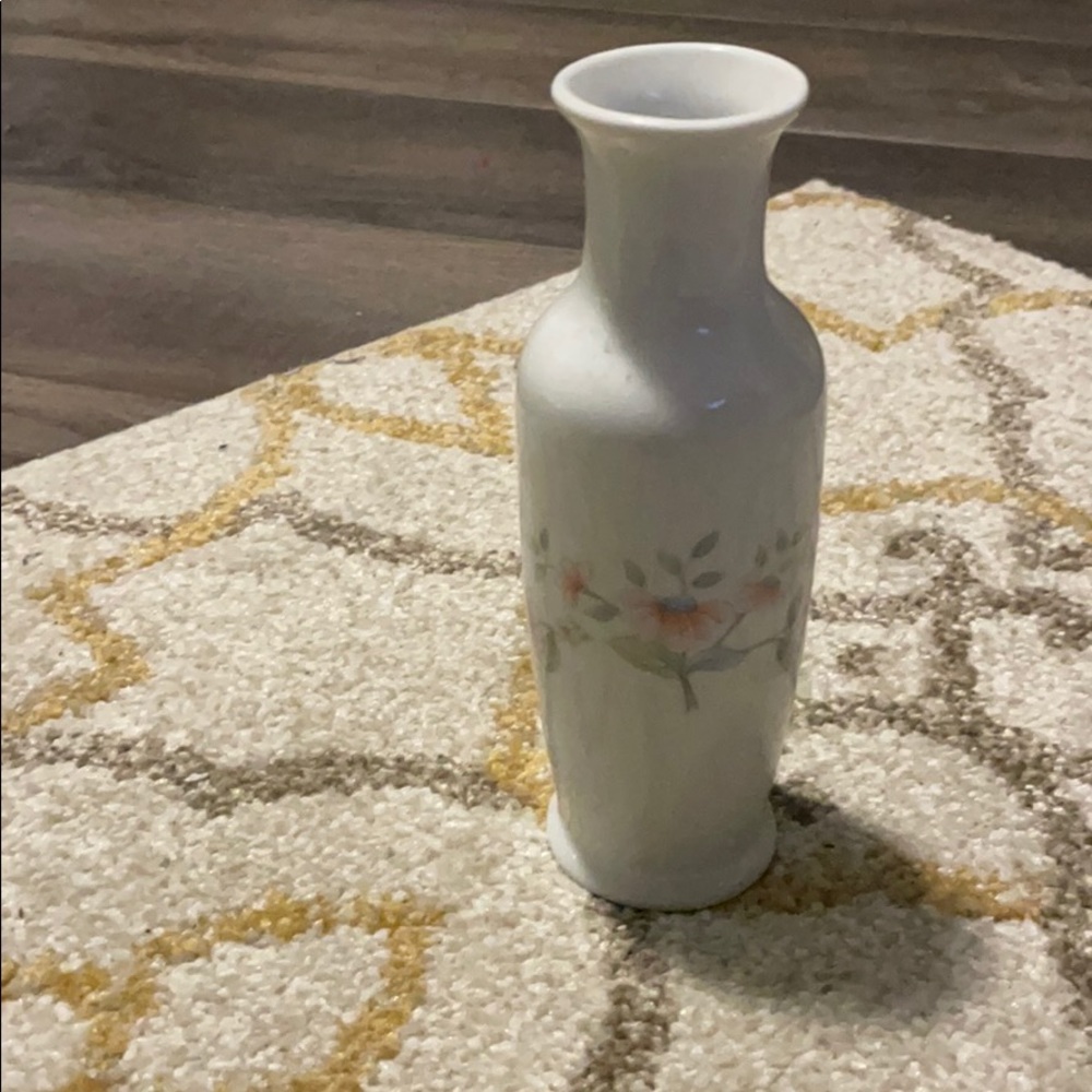 Princess House Vase - Picture 3 of 5